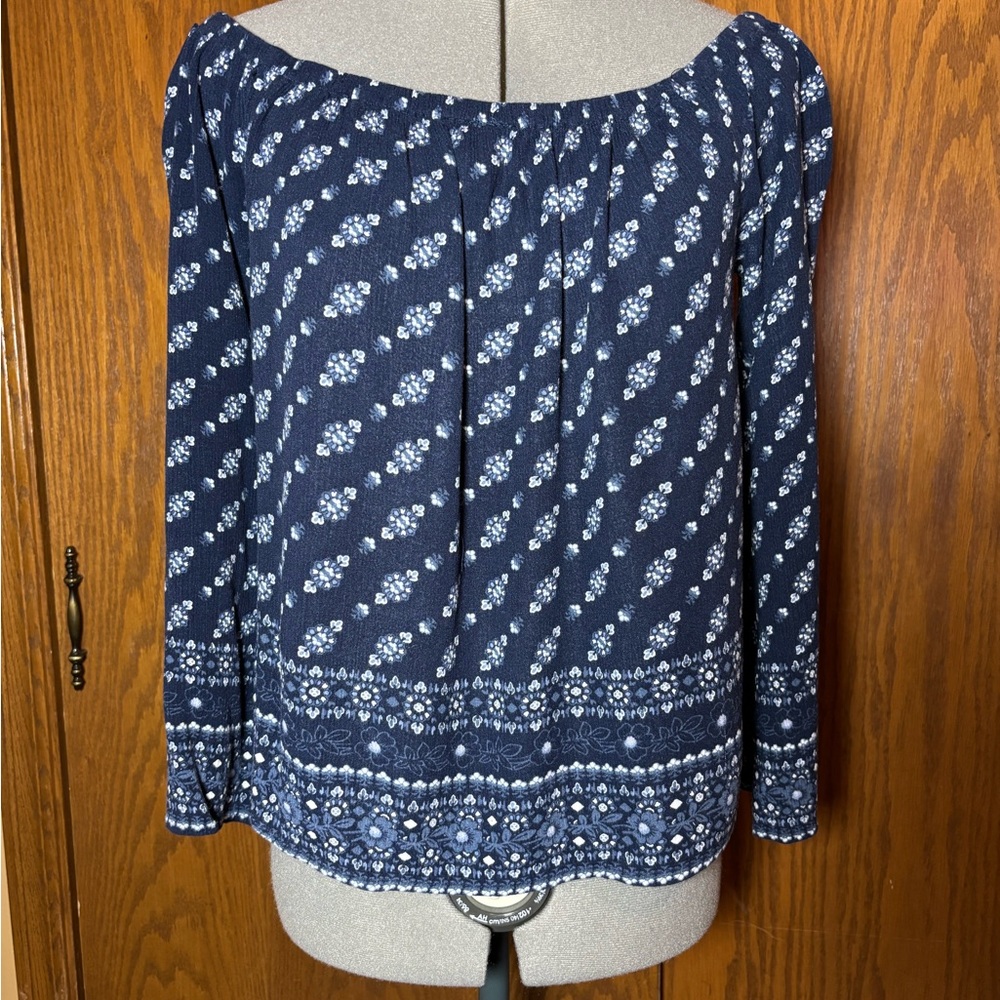 Aeropostale Elegant Blue Floral Off-Shoulder Blouse - medium,